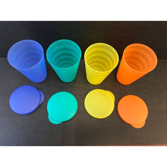 Vintage Set Of 4 Tupperware Ribbed Tumblers & Lids NWOT Blue Turquoise Yellow - Picture 3 of 10